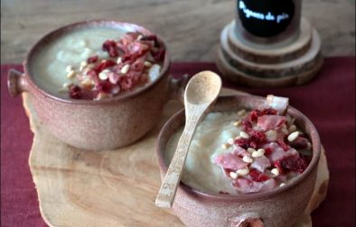 soupe de chou-fleur à l'ail et pancetta