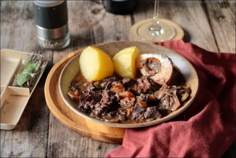 joues de bœuf confite à la moelle